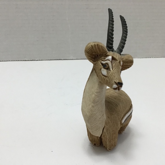 Artesania Rinconada GAZELLE 4.75" Clay Figurine SIGNED - Picture 3 of 7